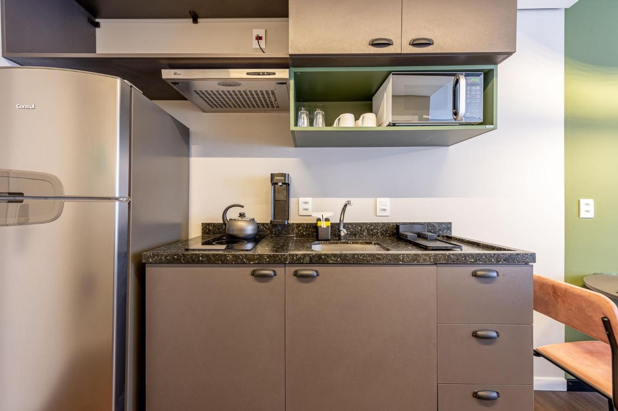 Xtay Cais Rooftop: A De Apartment *